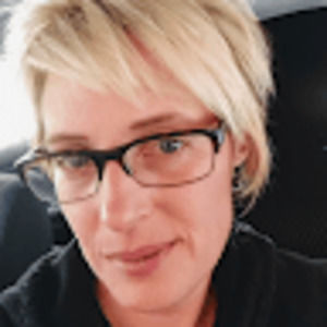 Meet your Posher, Karin